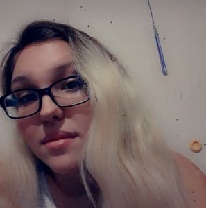 Meet your Posher, Pamela